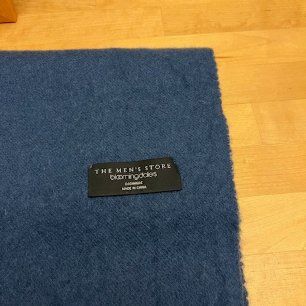 Cashmere Scarf - Picture 4 of 4